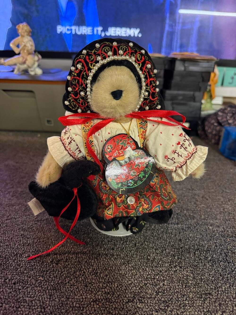 Muffy Vanderbear Czarina Muffina & The Enchanted Swan NWT North American Bear